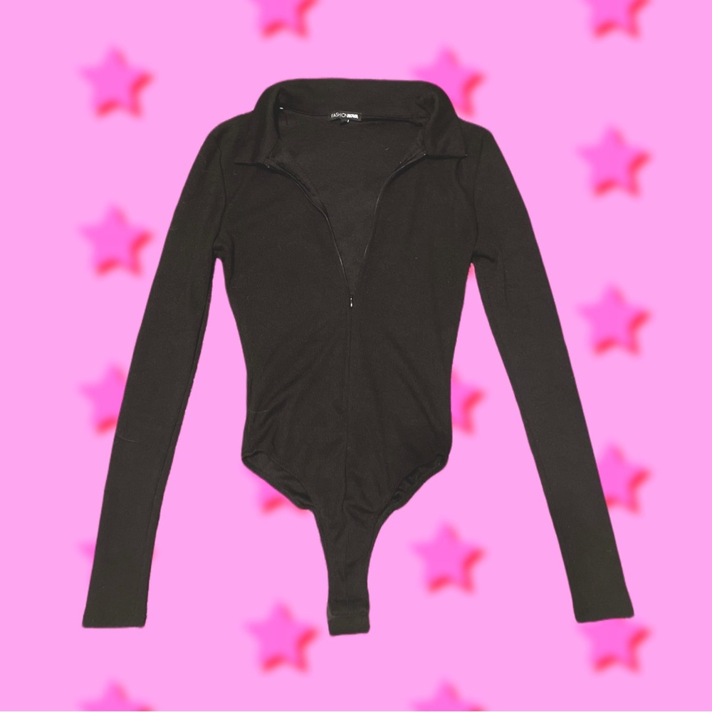 Fashion nova black long sleeve body suit. size small. worn once !
